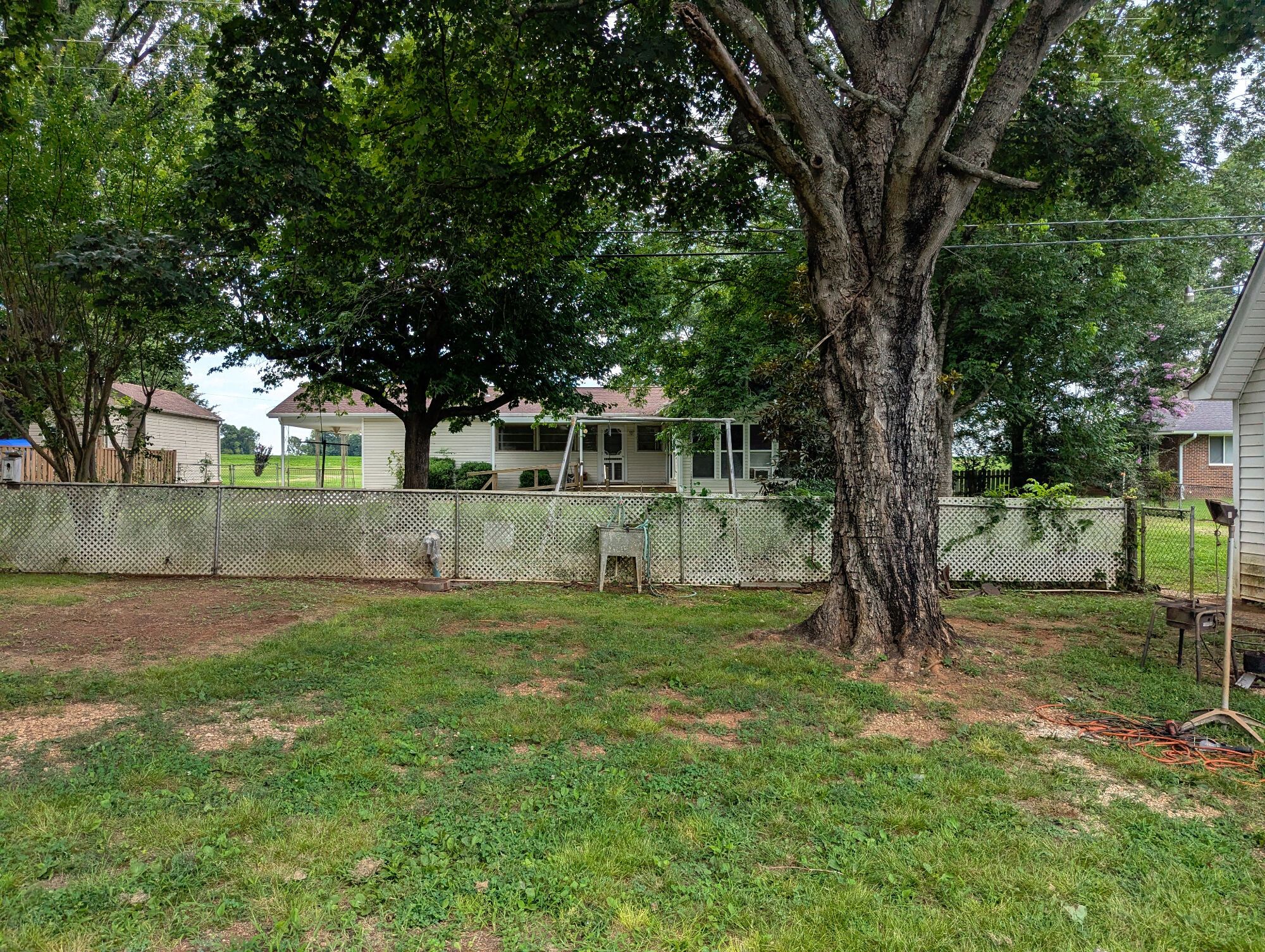 Lot image 62