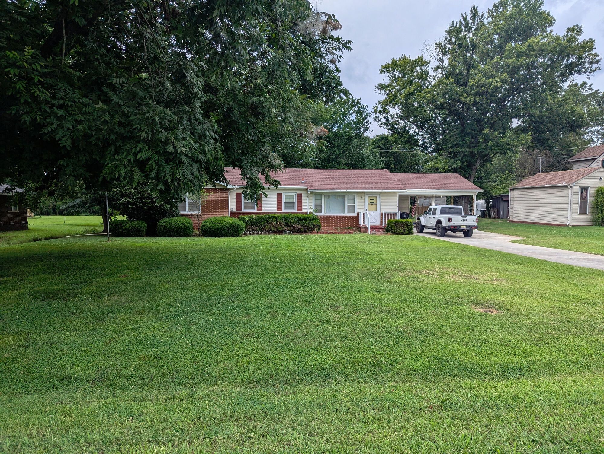 Lot image 2