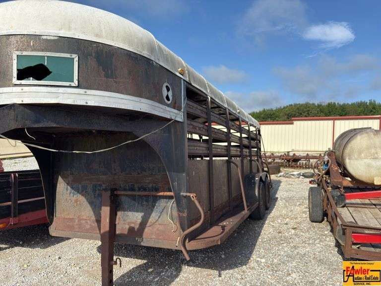 Gooseneck Cattle Trailer; Bill Of Sale Only image