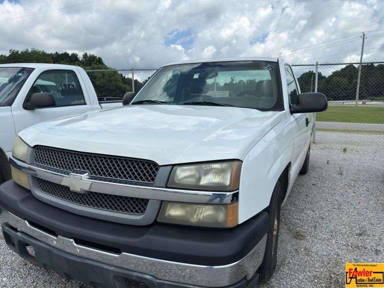 2003 Chevrolet Silverado 1500; 225,283 Miles; VIN 1GCEC14Z33Z269881 (021560). See video. image