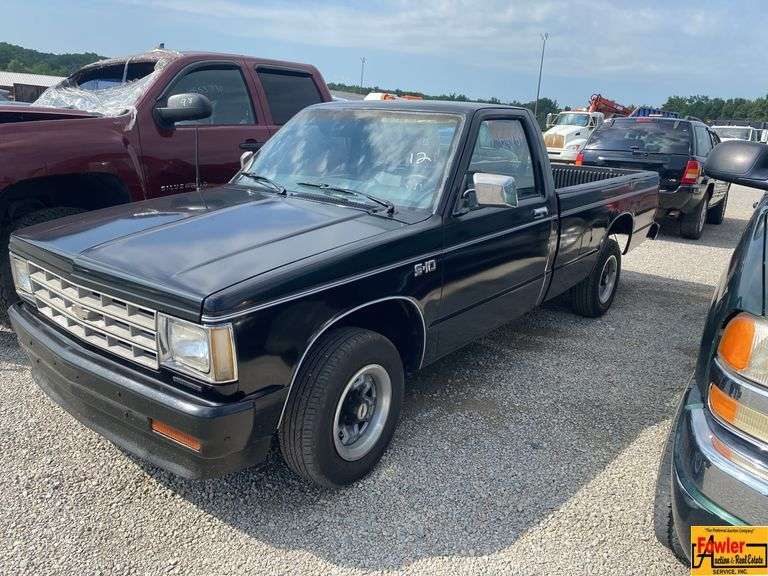 1984 Chevrolet S-10 Pick Up Truck; 84,484 Miles; VIN 1GCCS14BXE8210266. See video. image
