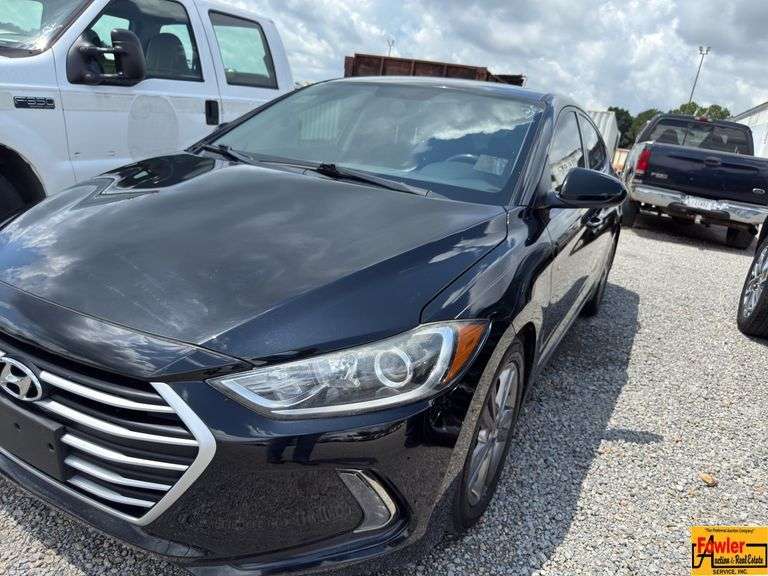 2018 Hyundai Elantra; 179,569 Miles; VIN 5NPD84LF2JH222528. See video. image