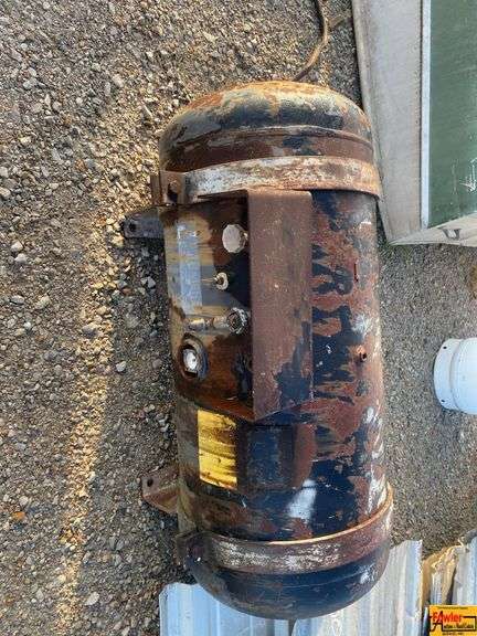 Large Propane Tank (full) image