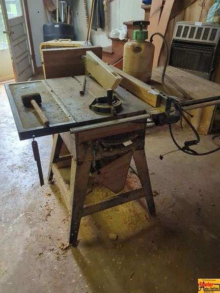 Craftsman 12" Table Saw image