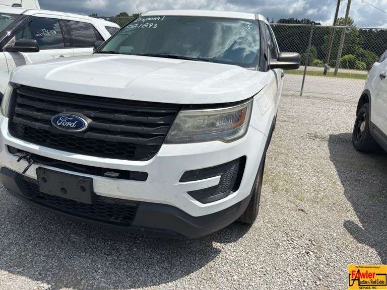 2017 Ford Explorer Police Interceptor; 133,868 Miles; VIN 1FM5K8AR3HGC14233 (021893). See video. image