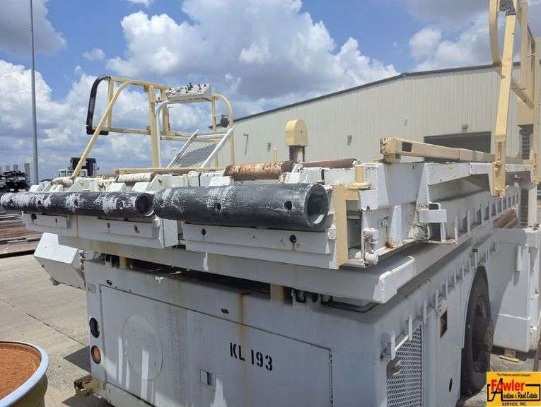Aircraft Cargo Loader to be viewed & picked up at Huntsville's Airport Cargo Yard.  For more information, call Greg Bottom at (256) 777-4496.  Buyer is completely responsible for dismantling & moving.