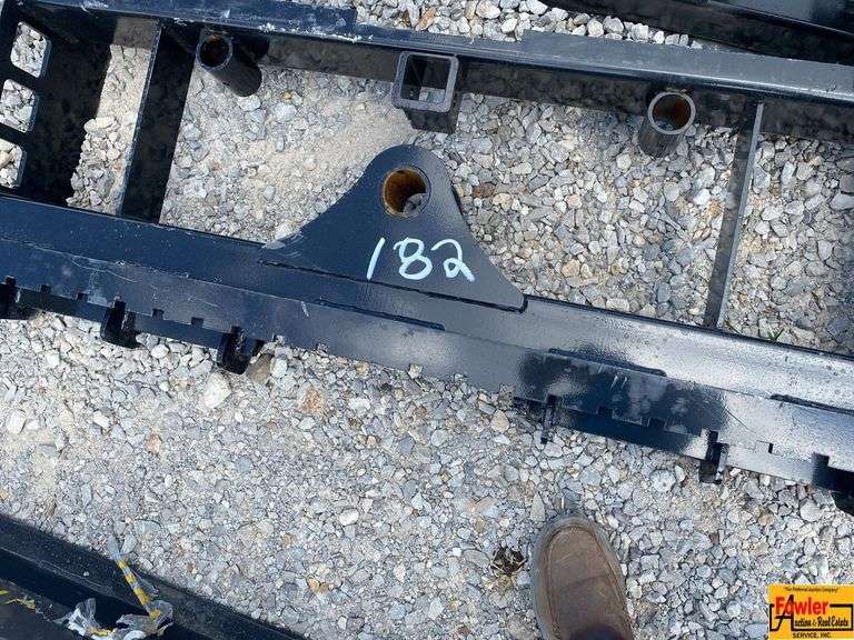 Front Plate For Skid Steer image
