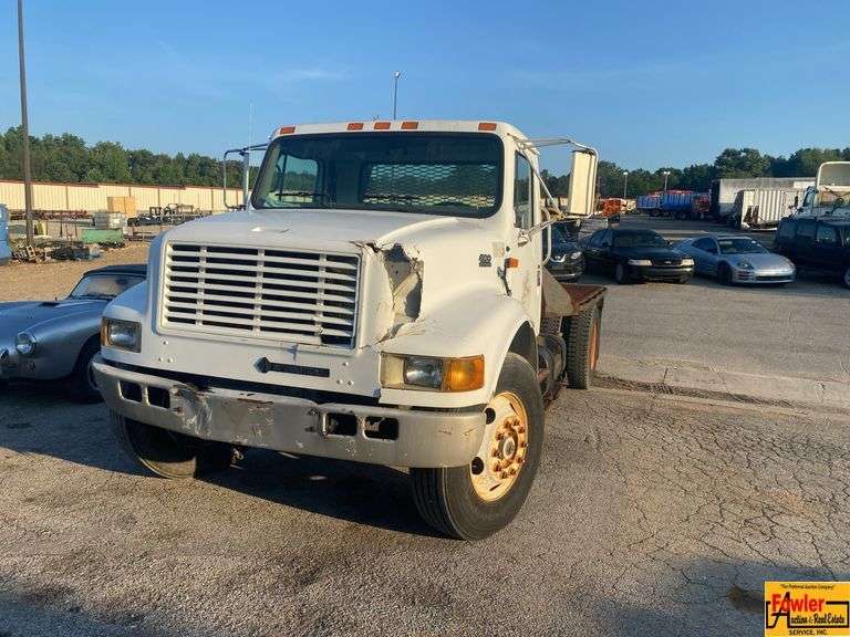 1997 International 4900 DT 466E Flatbed Truck; 63,295 Miles; VIN 1HSSDAAN9WH493790 image