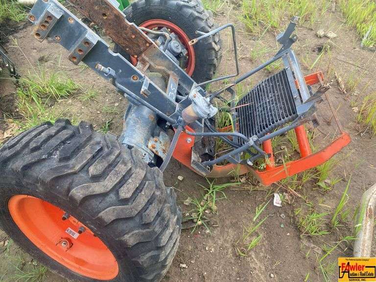 Tractor (maybe Kubota) Front End image