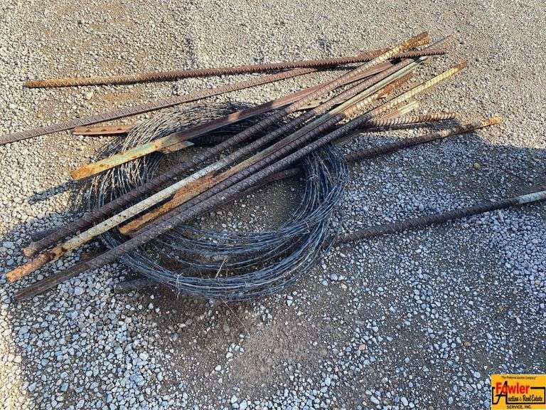 Fence Wire & Post image