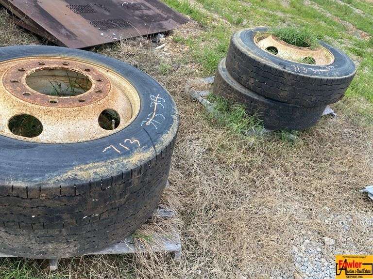 TIRES & WHEELS image