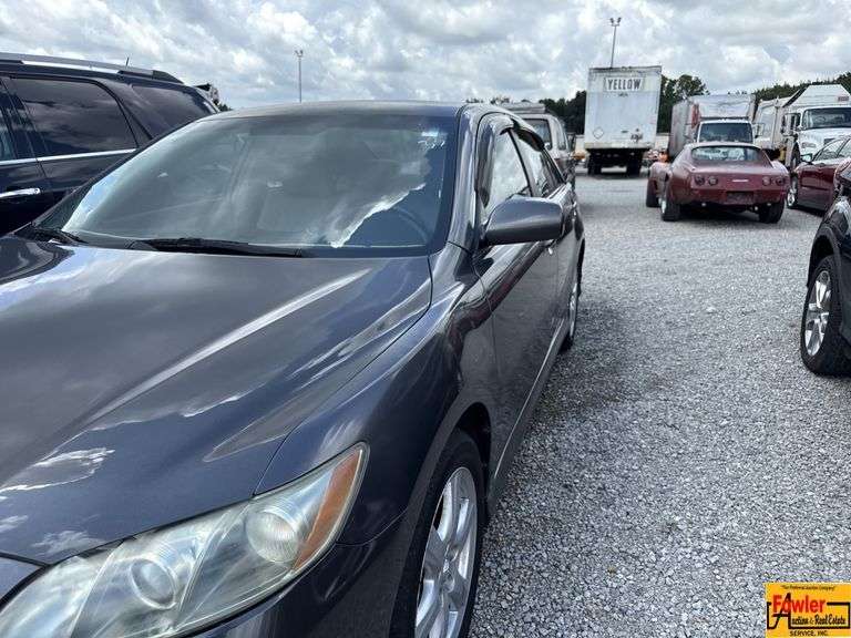 2007 Toyota Camry SE; 221,552 Miles; VIN 4T1BE46K77U128017. See video. image