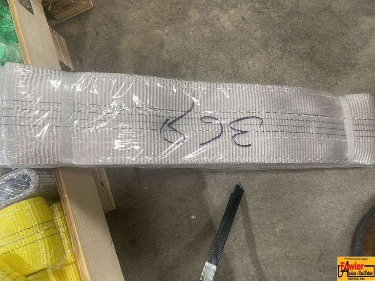 (1) Lot Of Gray Straps