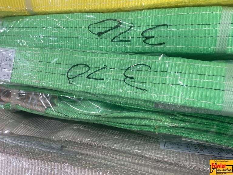 (1) Lot Of Green Straps image