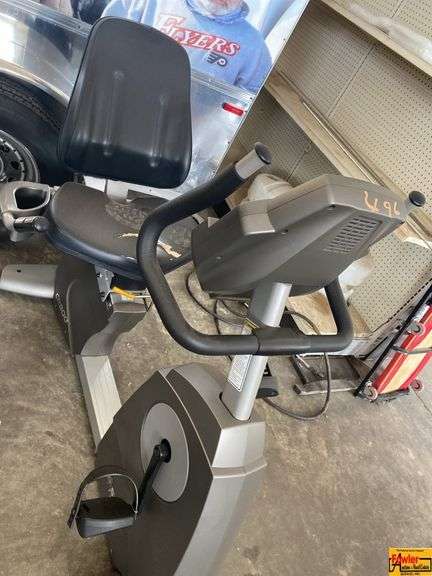 Spirit Fitness CR800 Recumbent Bike image