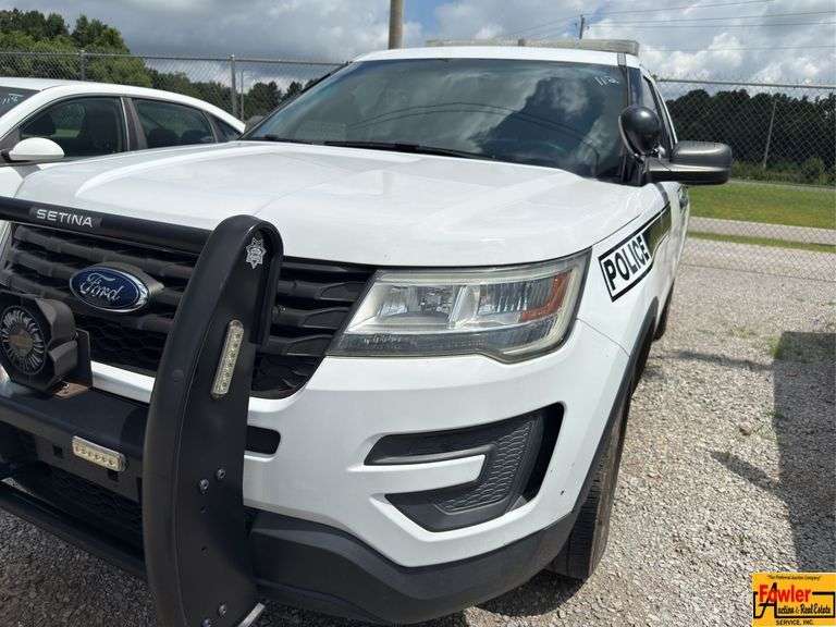 2016 Ford Explorer Police Interceptor; 178,367 Miles; VIN 1FM5K8AR6GGA86567 (021806).  IMPORTANT:  Only municipal purchasing agents may bid.  Please call our office at (256) 420-4454 to be approved.  See video. image