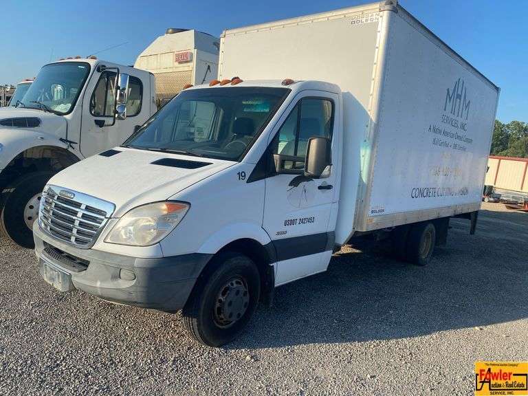 2012 Freightliner 3500 Box Truck; 290,952 Miles; VIN WDPPF4CC5C9508953.  See video.