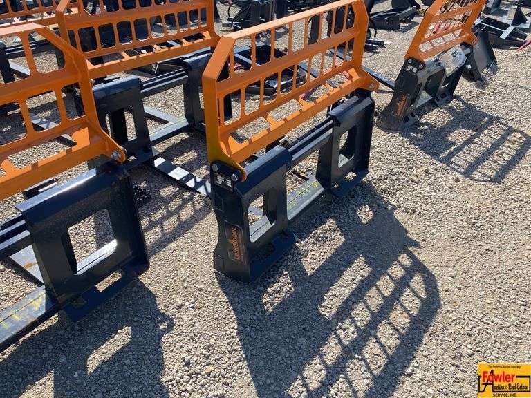 Land Honor Skid Steer Pallet Fork, Model PF-11-3500G image
