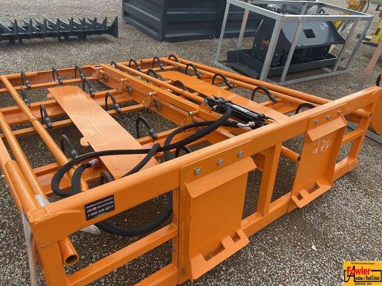 Land Honor Skid Steer Hay Accumulator Grapple, Model HAG-12-24Q; 8-10 Bale Capacity