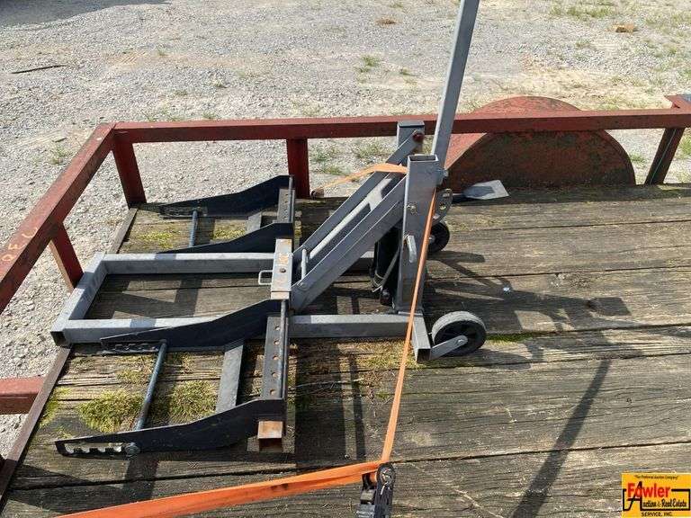 LAWN MOWER JACK image