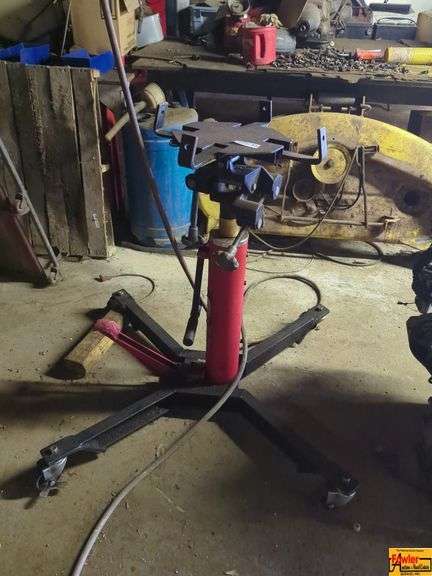 Engine Stand with Hydraulic Lift