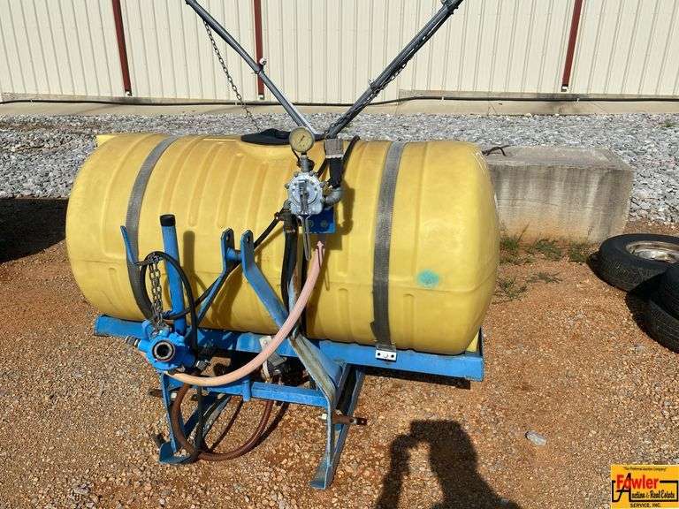2008 AG Spray Sprayer; SN RM2008DD43L (093310)