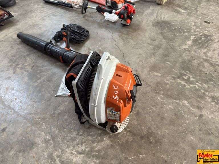 Stihl BR800CE Magnum Backpack Blower; SN 539749192.  See video. image