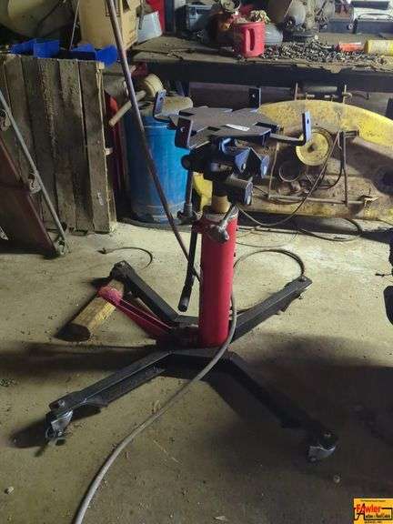 Engine Stand with Hydraulic Lift