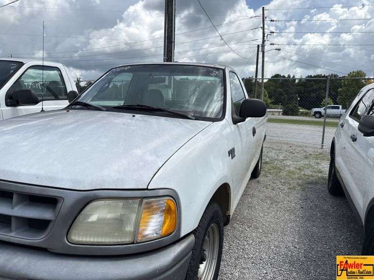 1998 Ford F-150 Triton V8; 122,297 Miles; VIN 1FTZF1762WNB27544 (021102) image