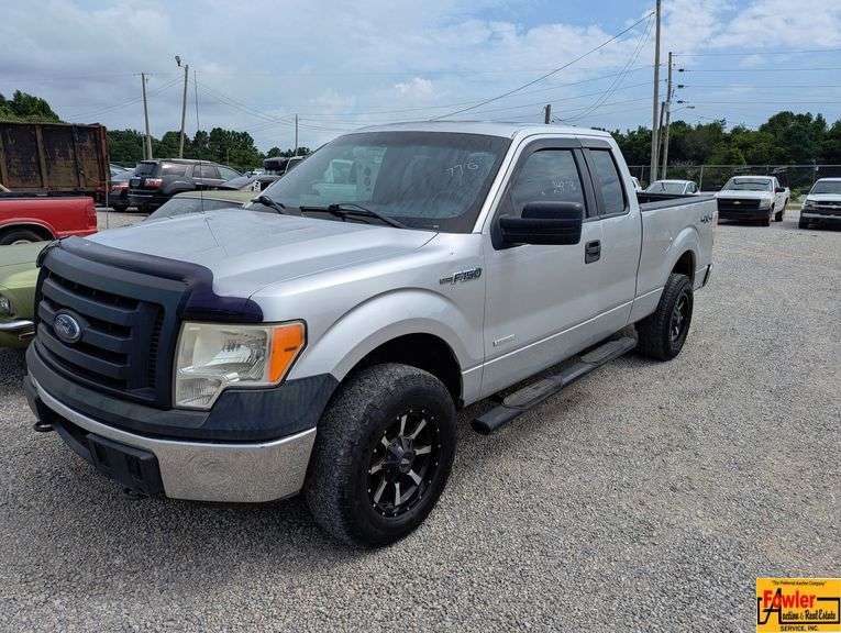 2012 Ford F-150 XL Extended Cab Pick Up Truck, 4WD, automatic, ecooboost; 248,796 MIles; VIN 1FTFX1ET8CFB94020.  Title Delay. See video. image