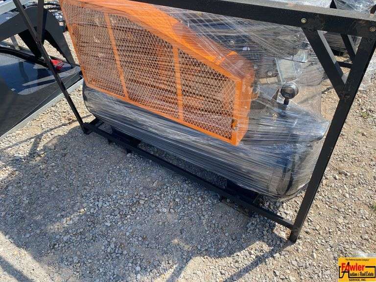 Land Honor 40-Gallon 2-Stage Air Compressor image
