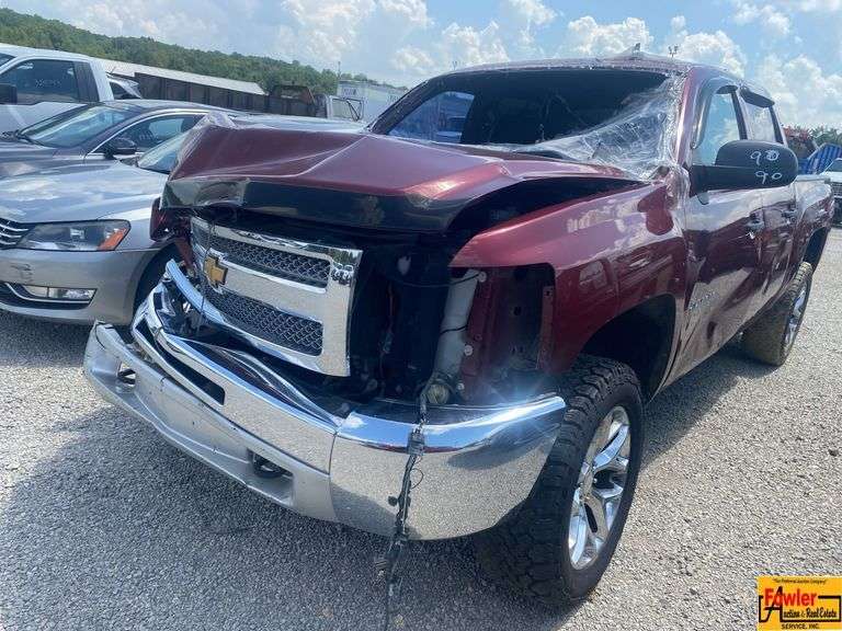 2013 Chevrolet Silverado Z71 4X4 Pick Up Truck; VIN 3GCPKSE76DG280969; SALVAGE TITLE (NO KEY)