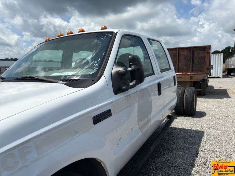 2001 Ford F-350; 179,374 Miles; VIN 1FDWW36F91EC91605 (021452).  See video.