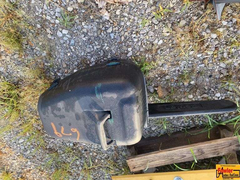 Polaris Chain Saw  (20 in.) image