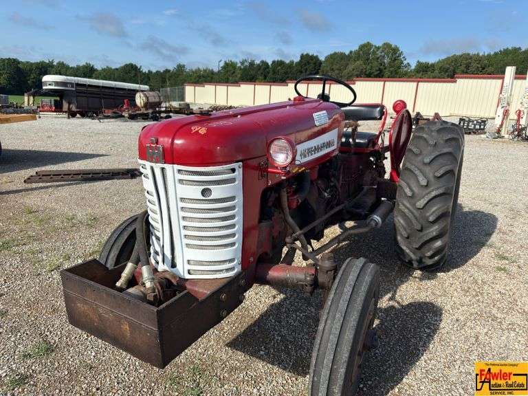 International 350 Tractor.  See video. image