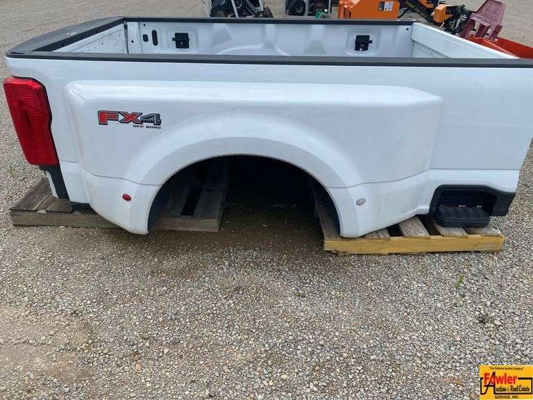 Ford Super Duty White Truck Bed image