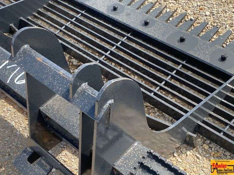 Wolverine Skid Steer Ripper, Model RPR-12-72W
