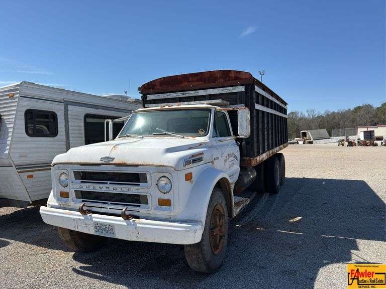 2008 Chevrolet C60 Grain Truck; VIN CE631P132863; 87,323 miles; BILL OF SALE ONLY. See video. image