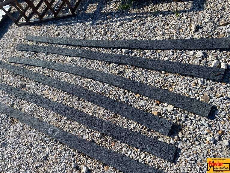 (6) Pieces Of 1/2"x4"x10' Expanders image