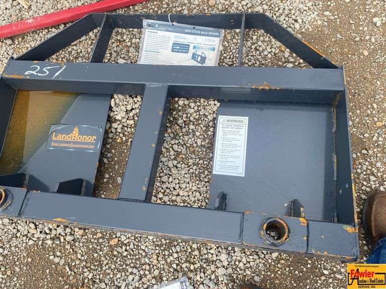 Land Honor Model BS-12-2500G Skid Steer Bale Spears
