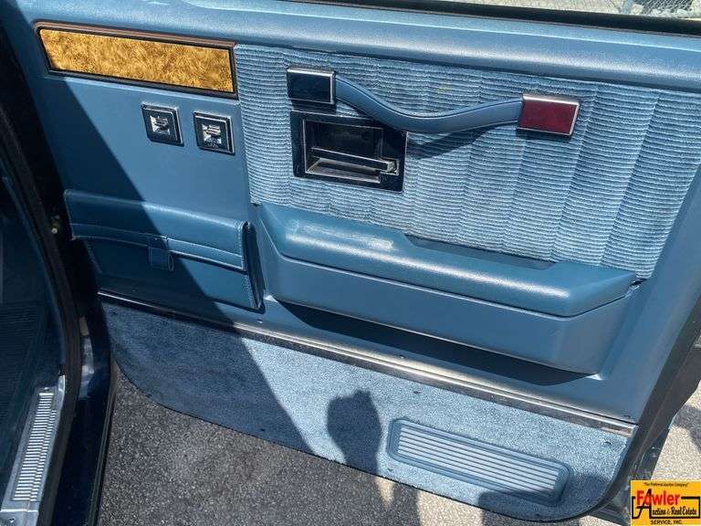 1990 Chevrolet 1500 Silverado V-8 350 Suburban With 1 Owner; low miles of 66,586; Very well maintained.  Currently not on site but will be August 4th.