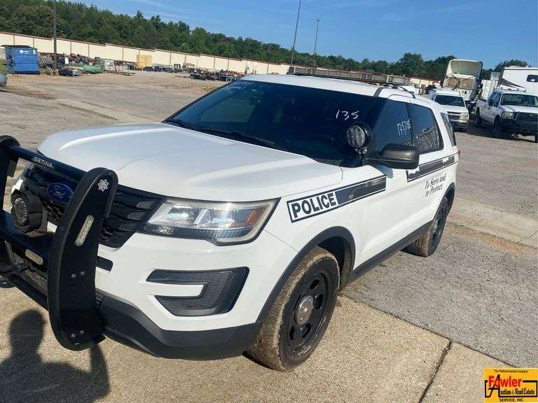 2017 Ford Explorer Police Interceptor; 135,785 Miles; VIN 1FM5K8AR2HGD92733 (021911)  IMPORTANT.  Only municipal purchasing agents may bid.  Please call our office at (256) 420-4454 to be approved.  See video. image