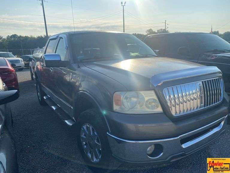2006 Lincoln Mark LT Pick Up Truck, does not have reverse; 149,014 Miles; VIN 5LTPW18536FJ22552.  See video.
