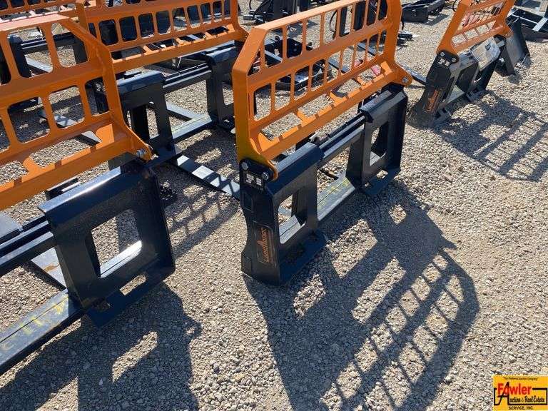 Land Honor Skid Steer Pallet Fork, Model PF-11-3500G