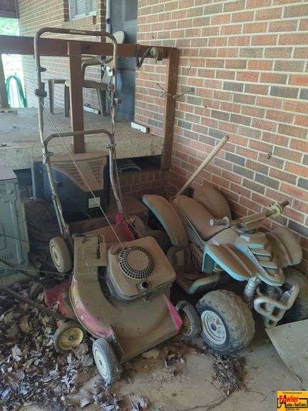 John Deere 318 Riding Lawn Mower, Push Mower & Mini 4-Wheeler
