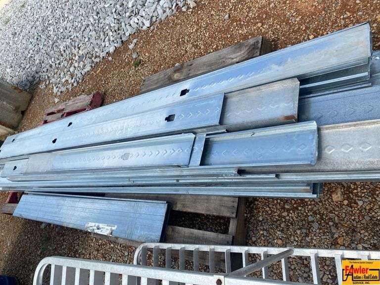 Aluminum Studs image