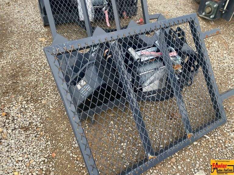 10,000 Lb. Hydraulic Winch image
