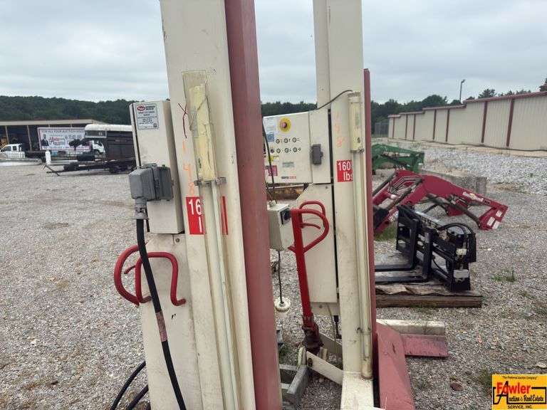 Steril Kon ST-1072 16,000 Lbs. Column Lift image