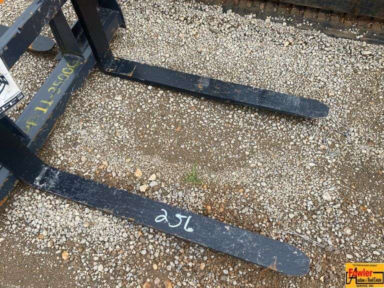 Land Honor Pallet Forks