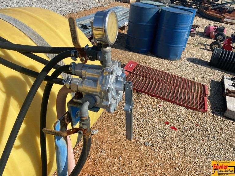 2008 AG Spray Sprayer; SN RM2008DD43L (093310)